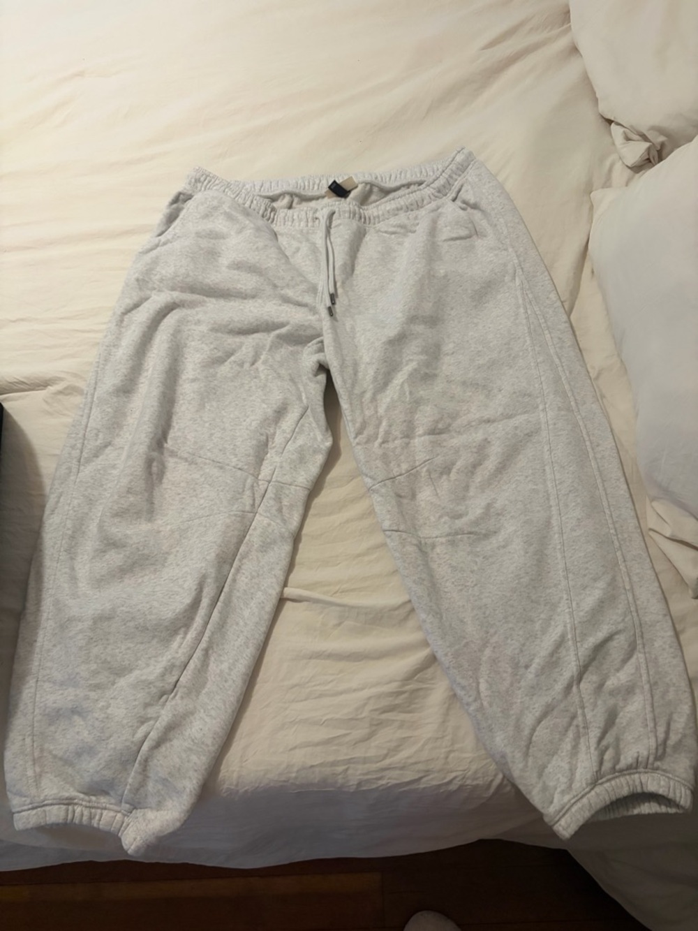 Universal Thread womens  Light Gray Fleece Joggers